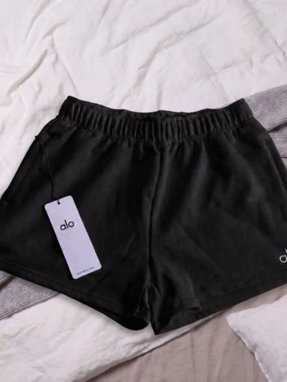 Alo Yoga Accolade Short Black - Size S